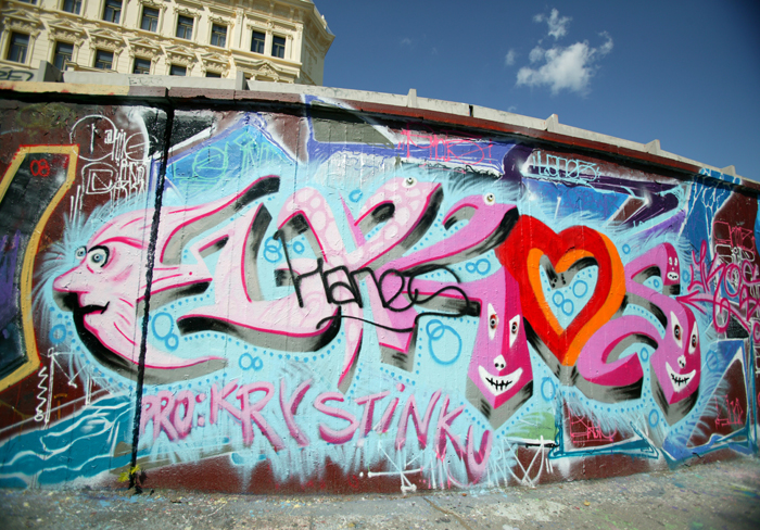graffiti-7-48b6ae86494ef